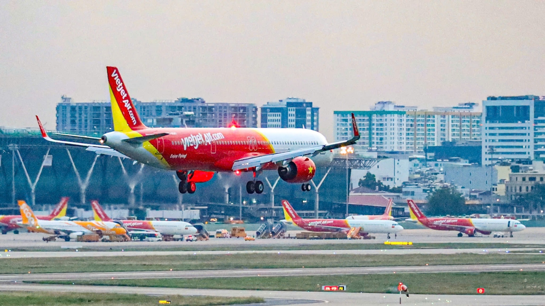 Vietjet mở 4 đường bay mới tới Trung Quốc